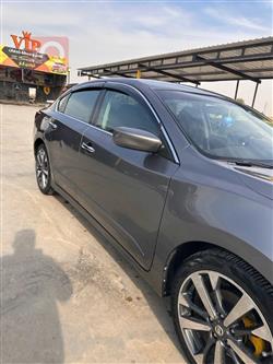 نيسان ألتيما